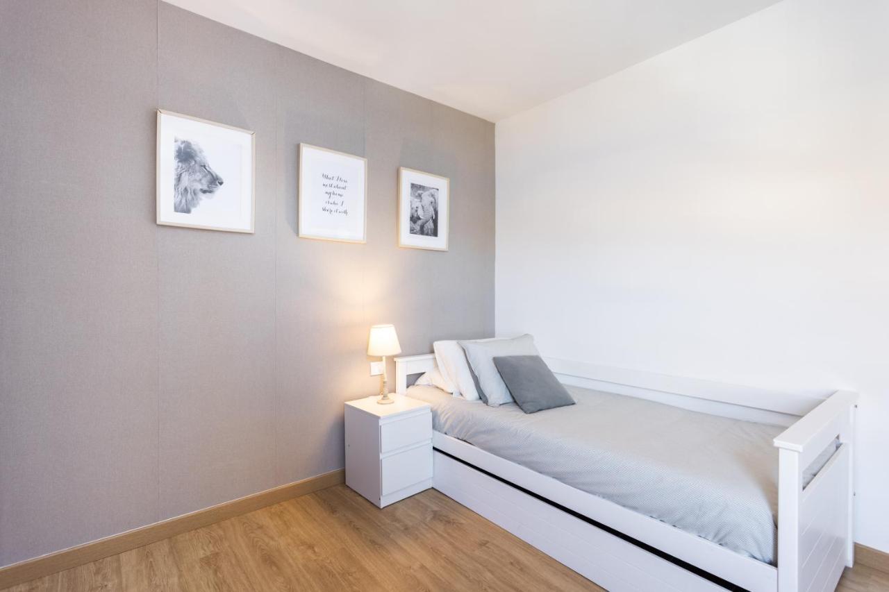 Home2Book Comfy Beachfront Radazul Екстер'єр фото